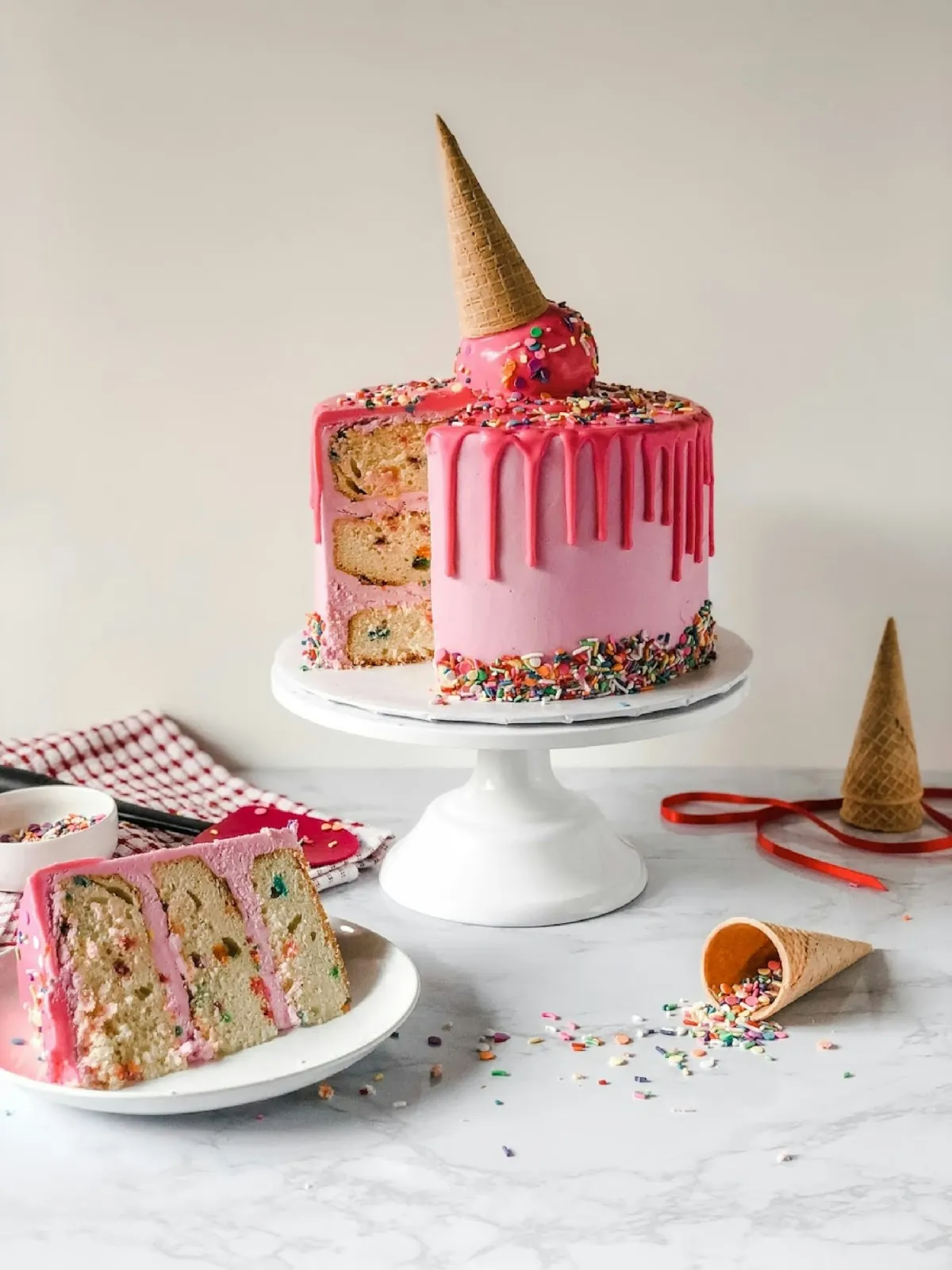 Cucurucho de helado derretido