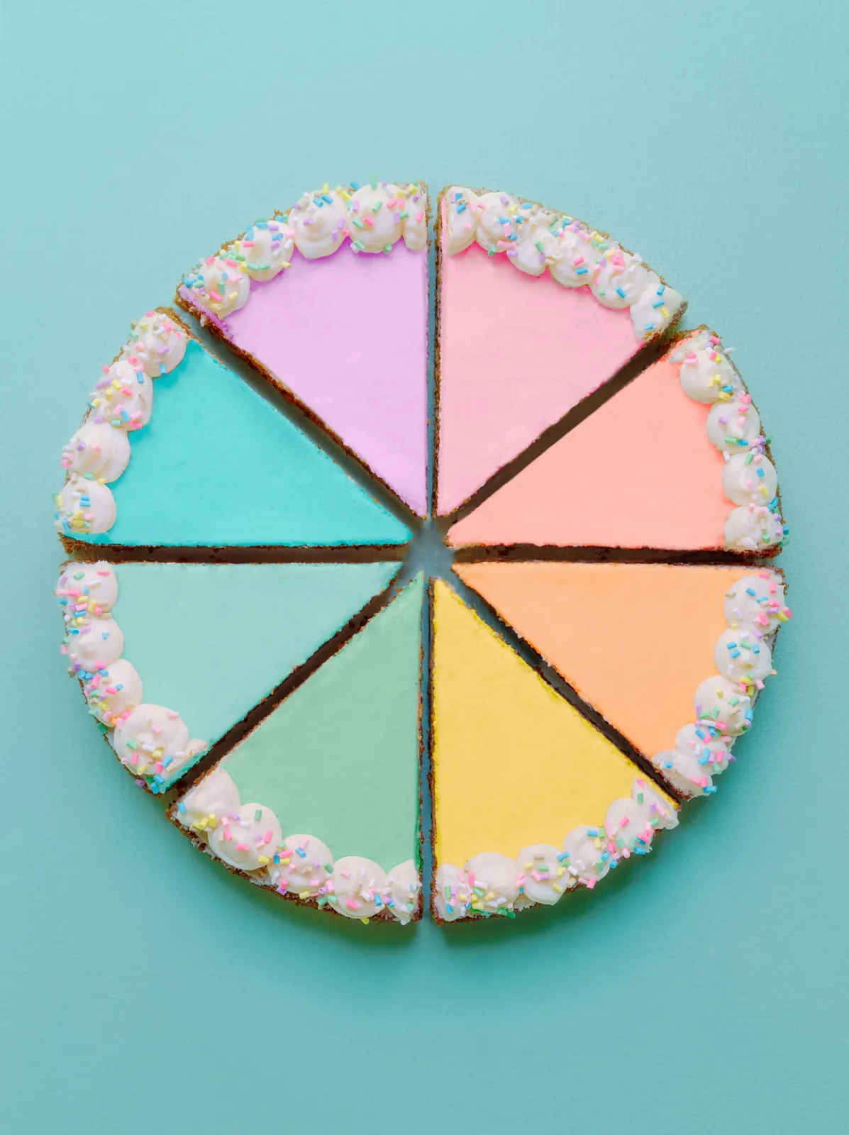 Torta en porciones pastel
